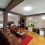 プレミア