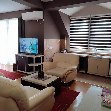 Aparthotel Premier 4*