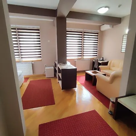 Premier Apartahotel