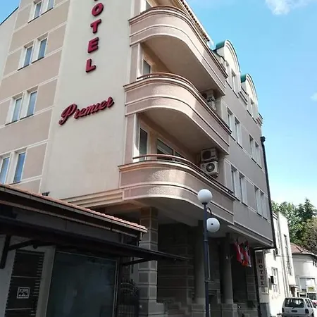 Premier Aparthotel 4*