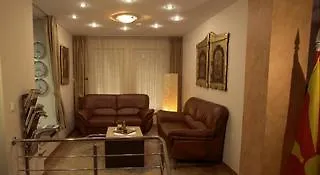 Premier Aparthotel