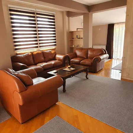 Aparthotel Premier 4*