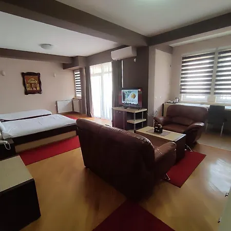 Premier Апарт-готель Скоп'є