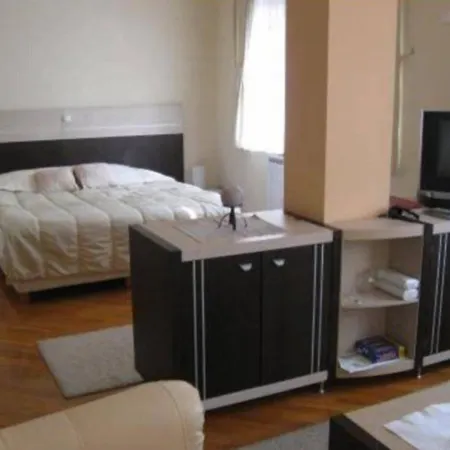 Premier Апарт-готель Скоп'є