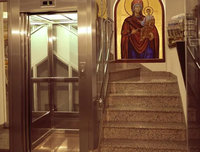 Premier Aparthotel 4*