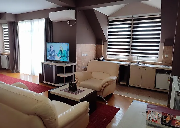 Aparthotel Premier 4*