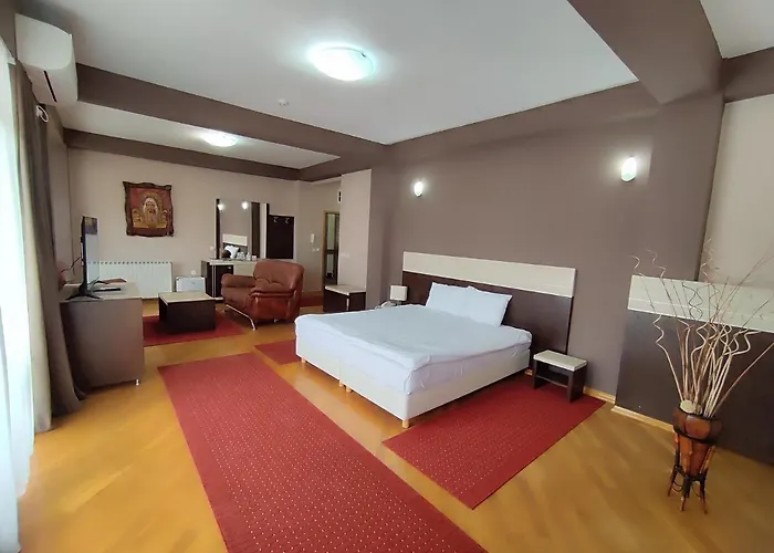 Premier Aparthotel 4*